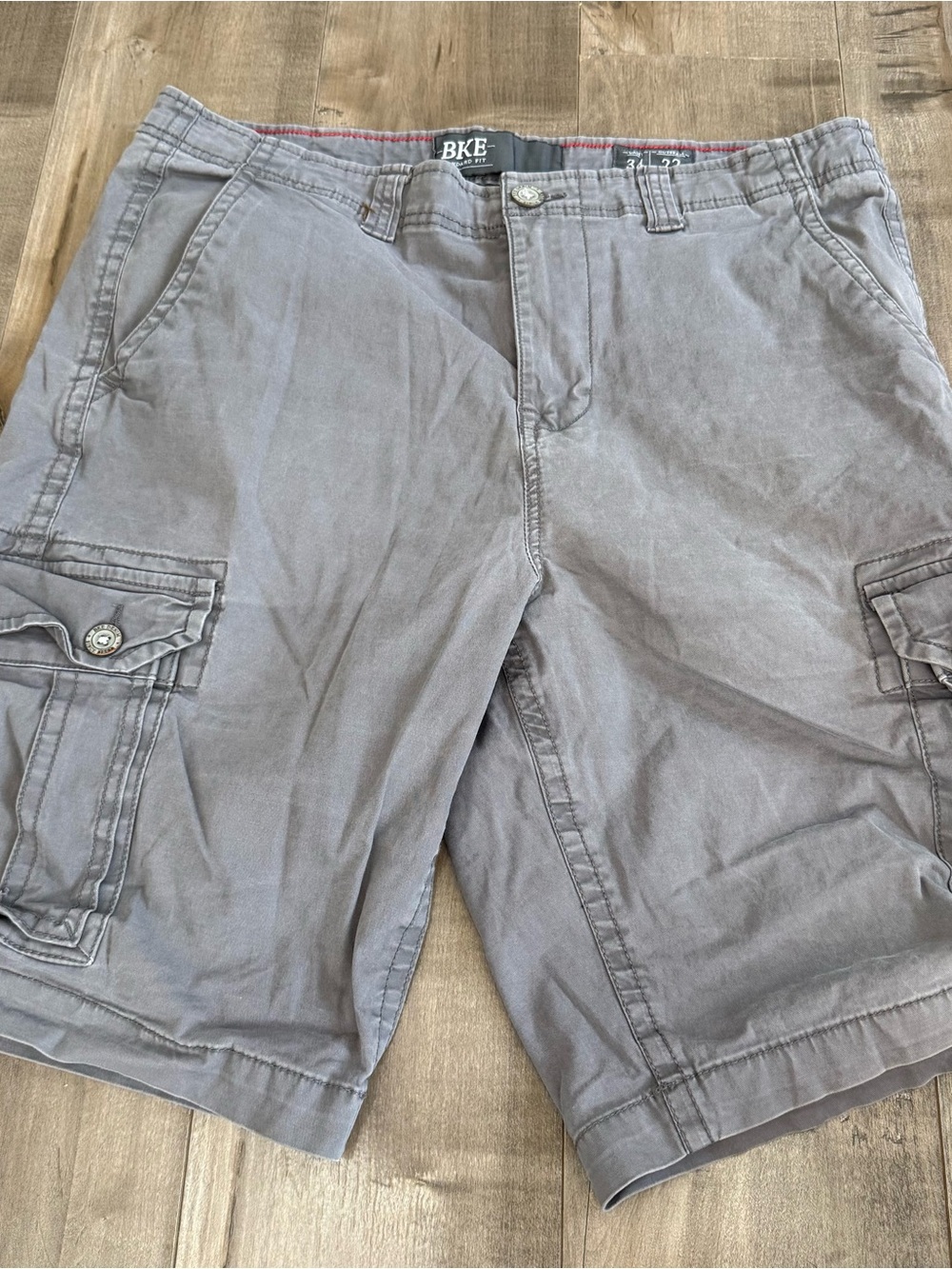 BKE Standard Fit Cargo Shorts 34 22 Charcoal Gray
